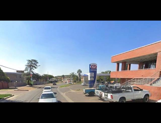 BUSINESS PROPERTY TO RENT IN LAUDIUM